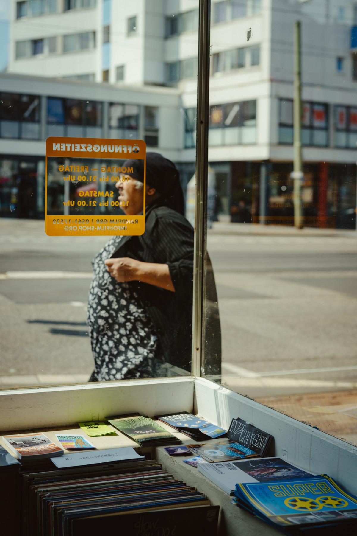 Image 8: DVD Shops